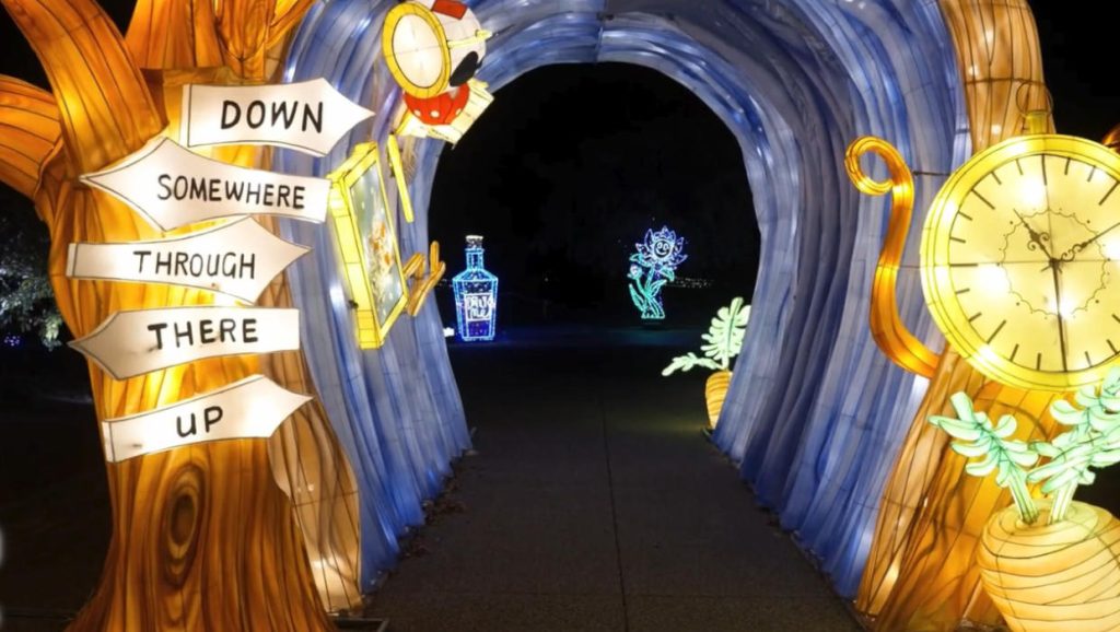 Canterbury Village Wonderland Lantern Stroll / Wonderland Lantern Stroll Canterbury Village